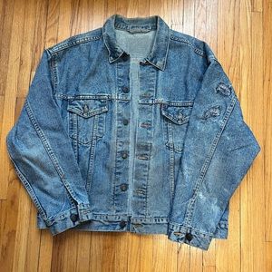 VINTAGE Levi’s denim jacket - size L